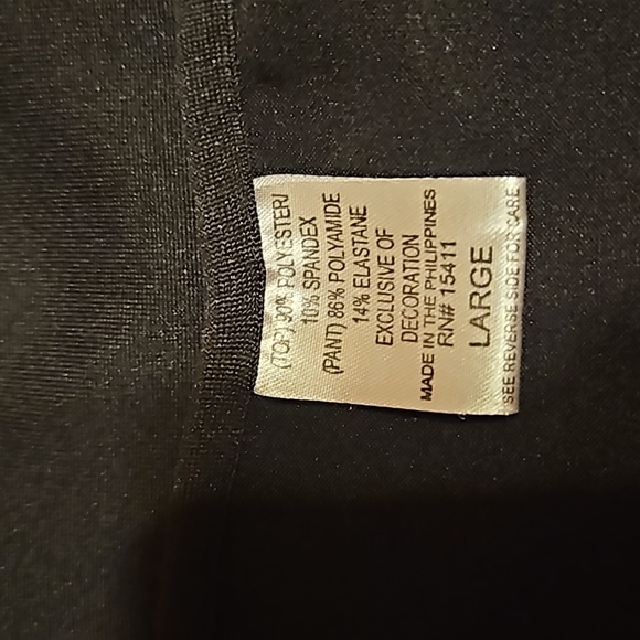 Black Camisole with lace - Picture 4 of 4